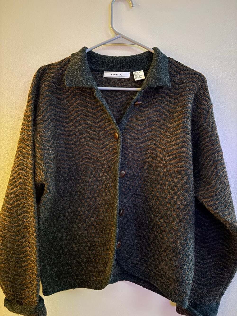 Vintage Lise J. Collared Textured Knit Button-Down Cardigan Sweater